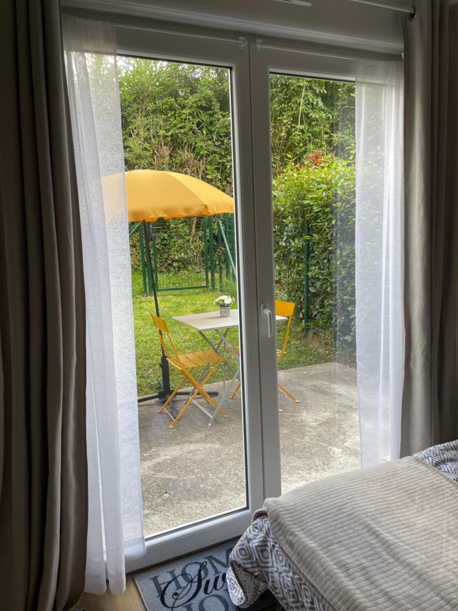 Le Jardin De Broceliande Apartman Ploërmel Kültér fotó
